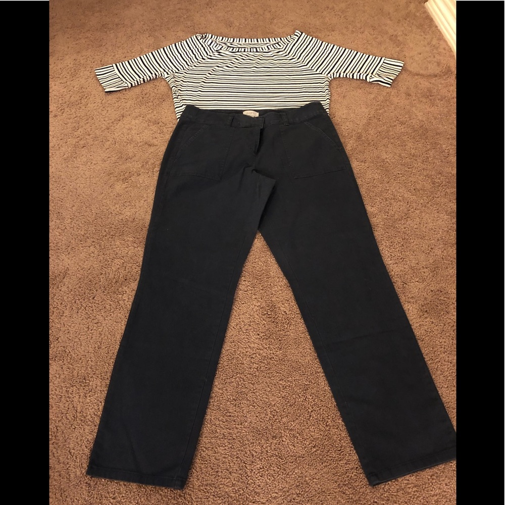 Gently used pair of Loft Capri pants.